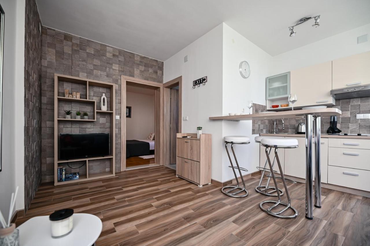 Remi Apartman Sukošan Kültér fotó